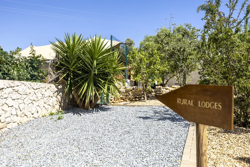 Entree van Rural Lodges